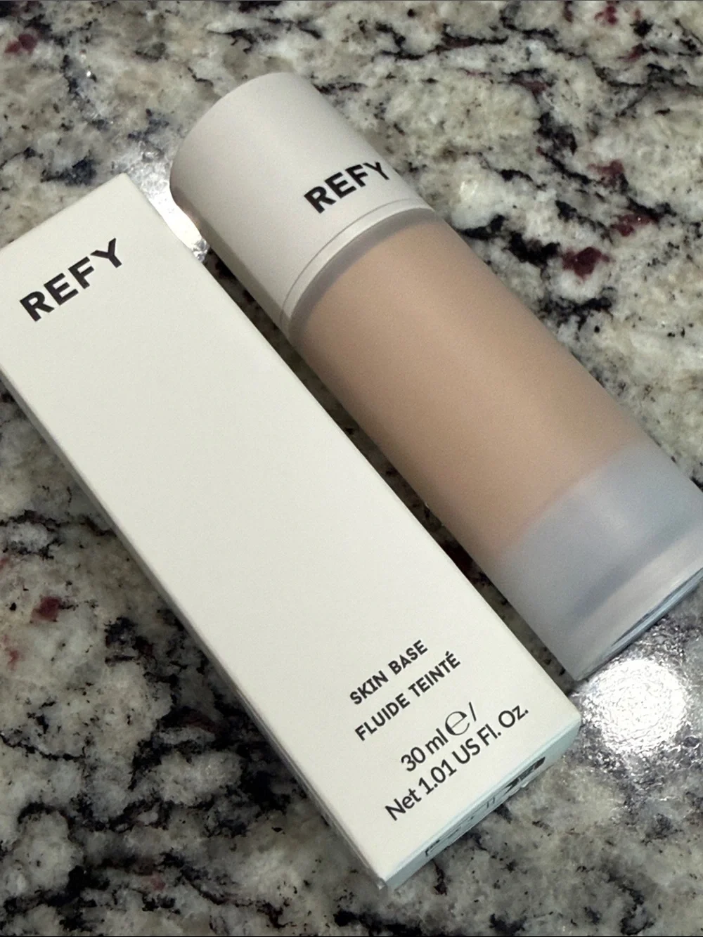 REFY Skin Base Tinted Moisturizer 170N New in box!